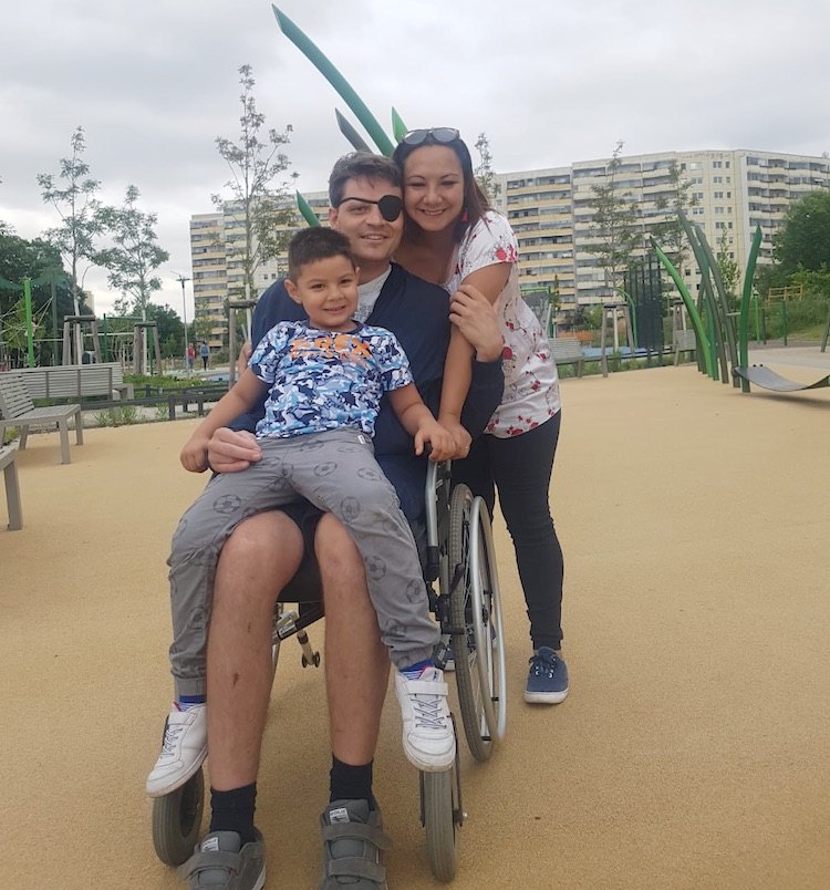 Sara y Martin se conocieron en nuestro país y tuvieron un hijo.