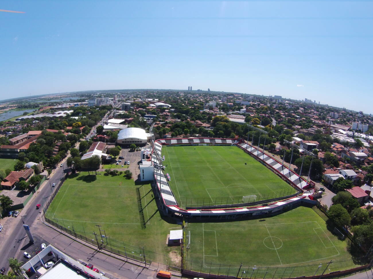 Estadio "La Huerta" del club Libertad. Foto (Archivo)