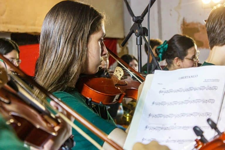 El Conservatorio «Agustín Barrios»es para quienes deseen formarse en la música