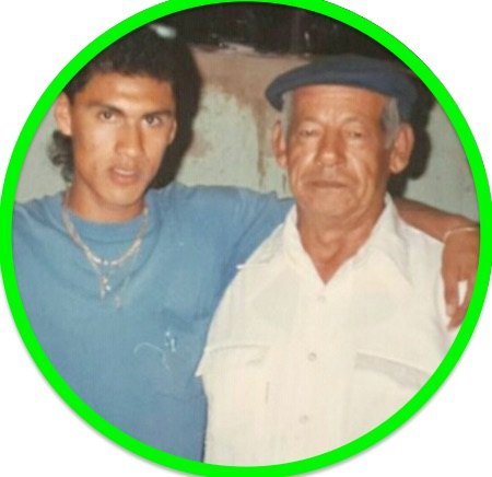 Don José Guerrero, abuelo de Jarita, olimpista fanático.