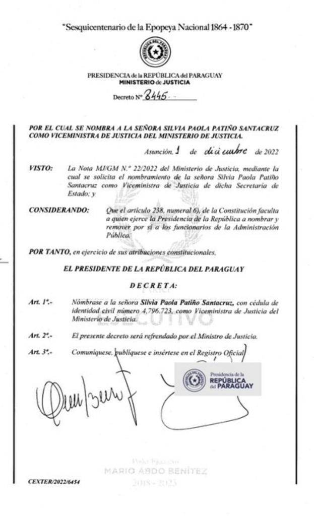 El decreto por el que se le nombra Viceministra a Silvia Patiño.