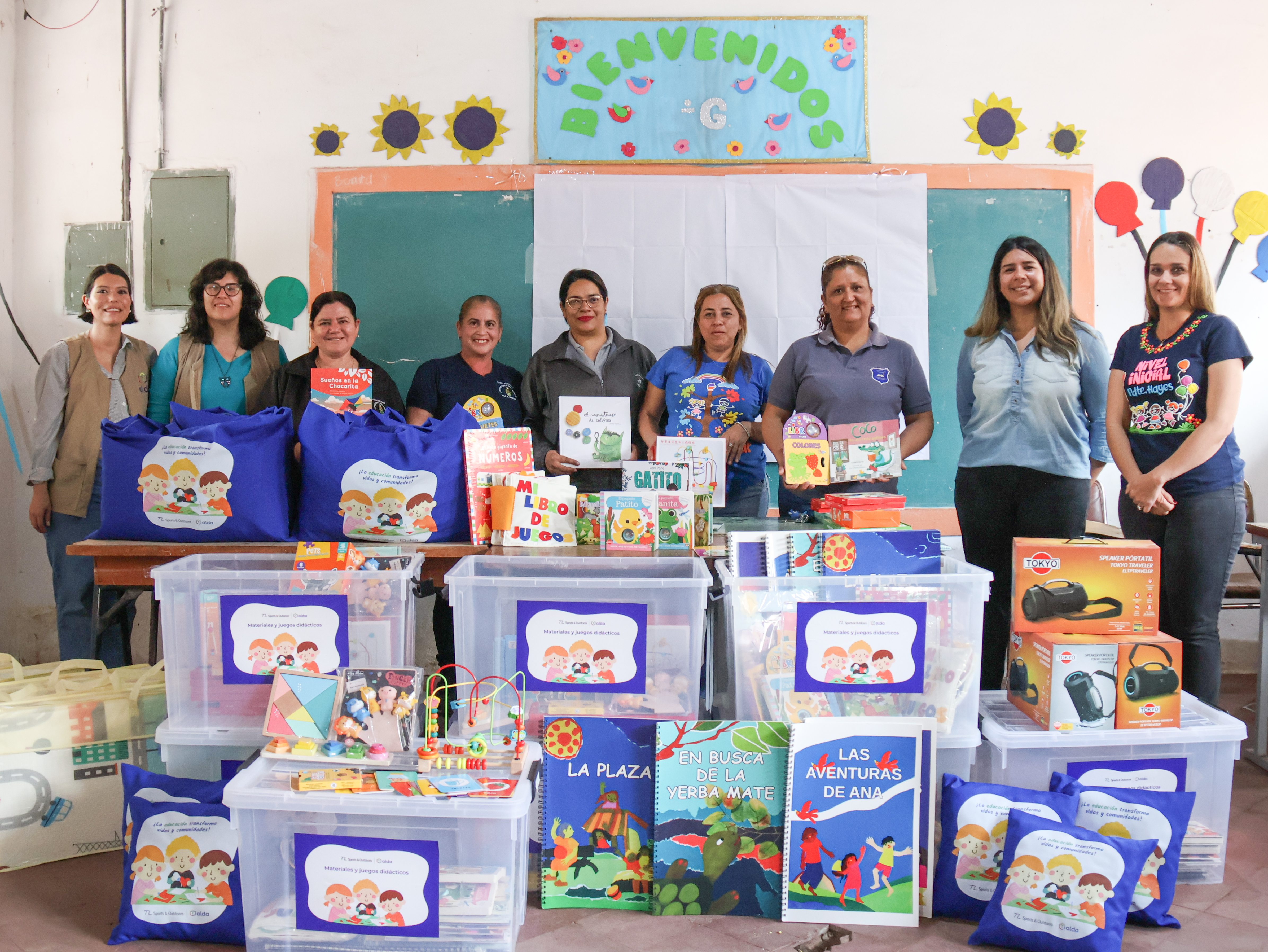 Herramientas para transformar el aula. Los docentes reciben materiales didácticos, recursos fundamentales para aplicar la enseñanza por niveles y responder a la realidad de cada estudiante.