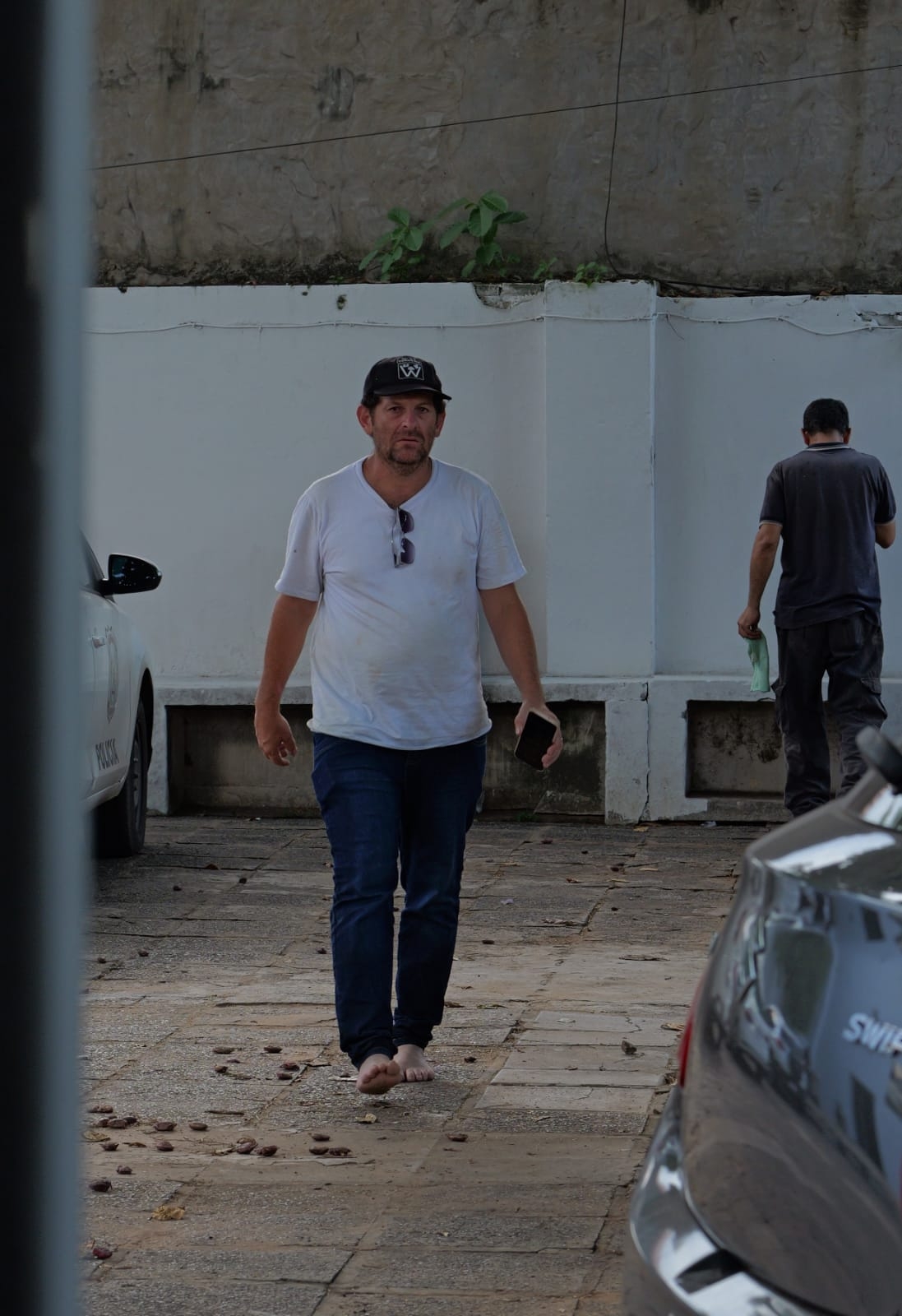 El papá de Tobías en la morgue judicial, donde se logró la identificación del cuerpo hallado.
