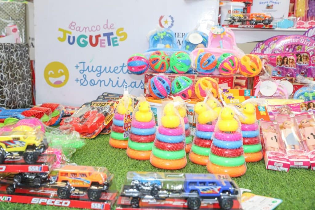 Cada juguete donado representa una oportunidad para que más niños vivan una experiencialúdica que fortalezca su creatividad, imaginación y bienestar emocional.