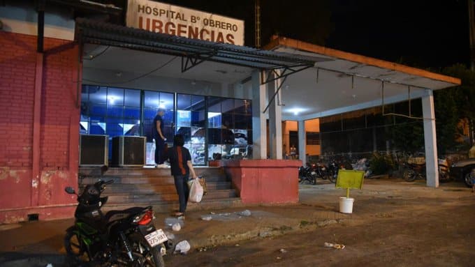 La víctima fue trasladada al Hospital donde confirmaron que se encuentra fuera de peligro.