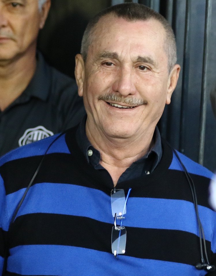 Pedro Ballota.