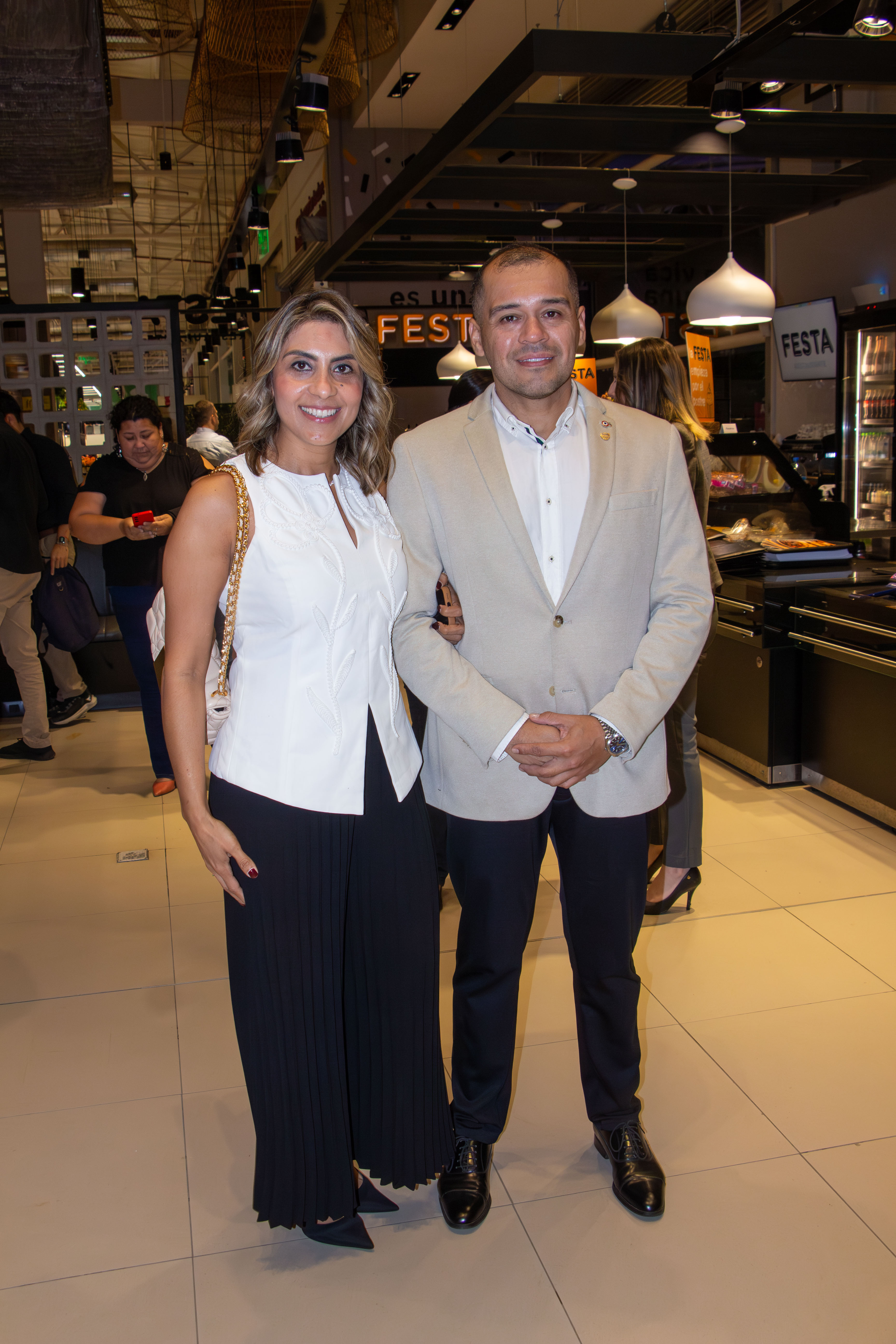 Gloria Acosta y Gustavo Lezcano.