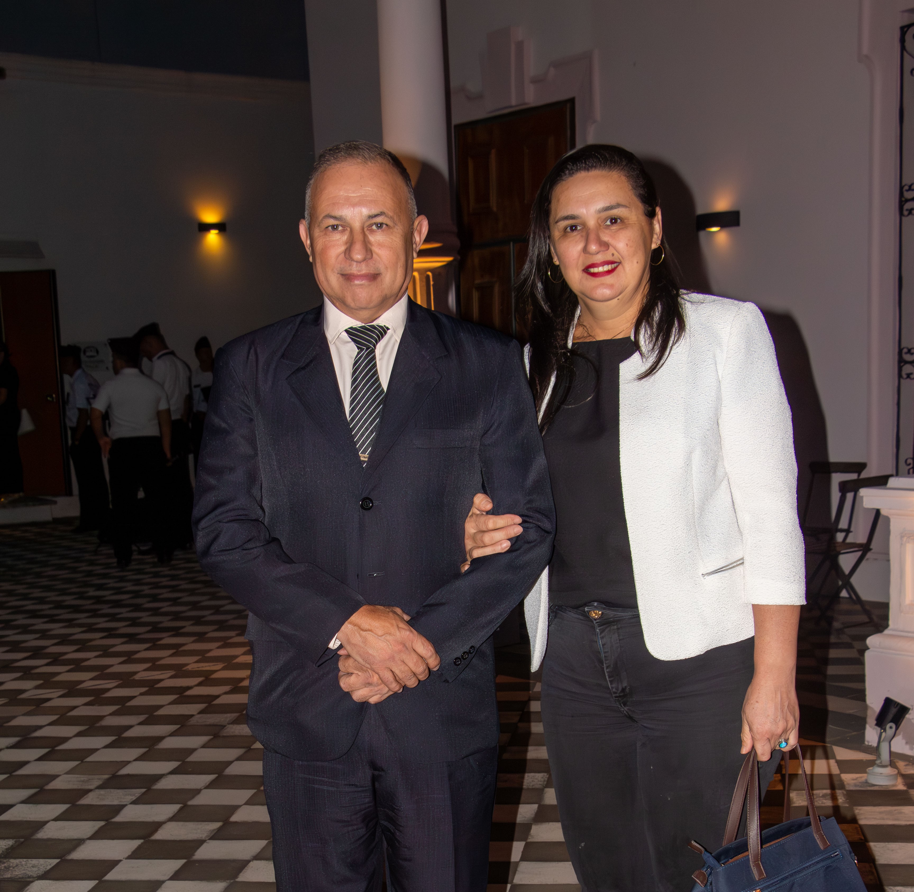 Roberto Olmedo y Gloria de Franco Olmedo.