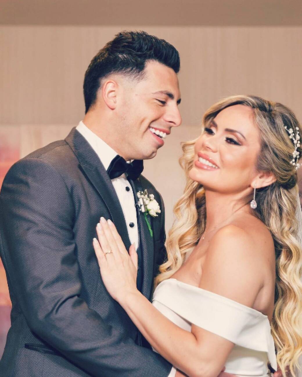 Chocha de la vida, Dahiana junto a su marido Blas. (FOTO: @dahianabresanovich)