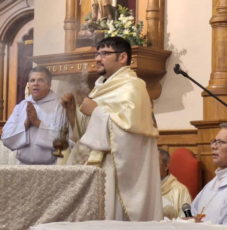 Padre Pablino Villalba.