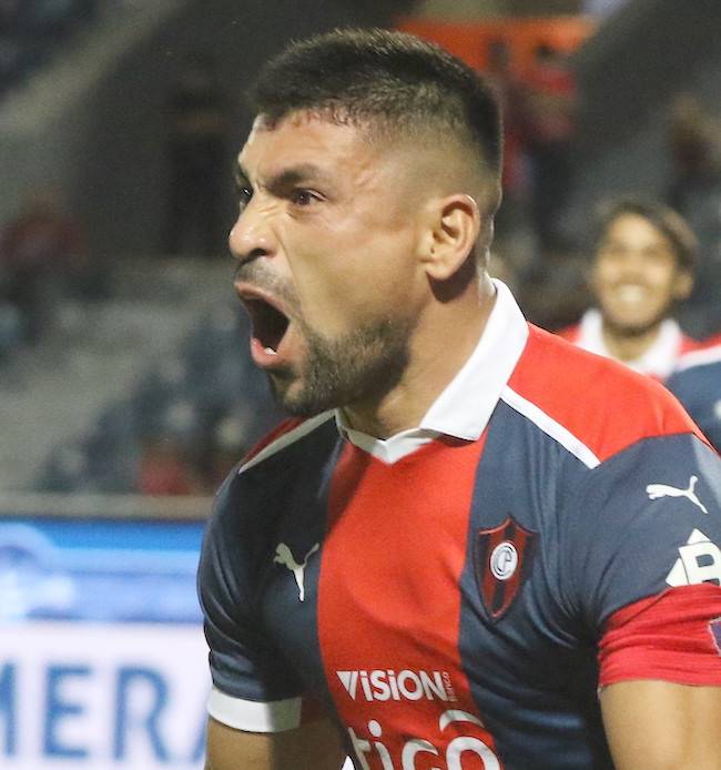 Juan Patiño podrá jugar el Superclásico del domingo.