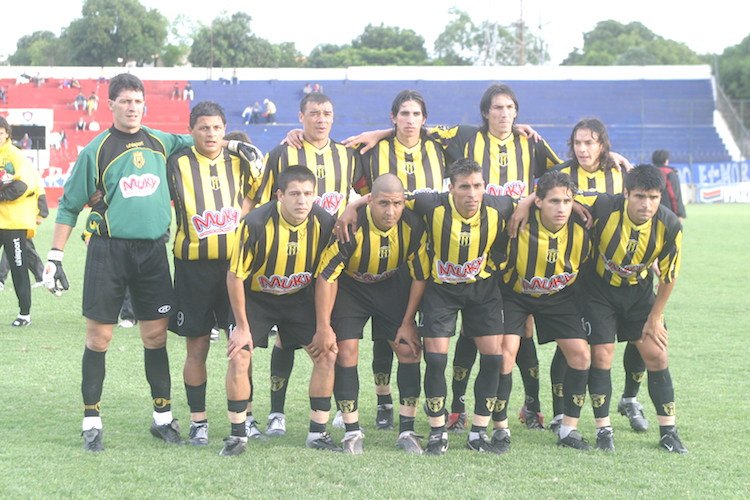 Gilberto Velázquez, de cuando jugaba en Guaraní.