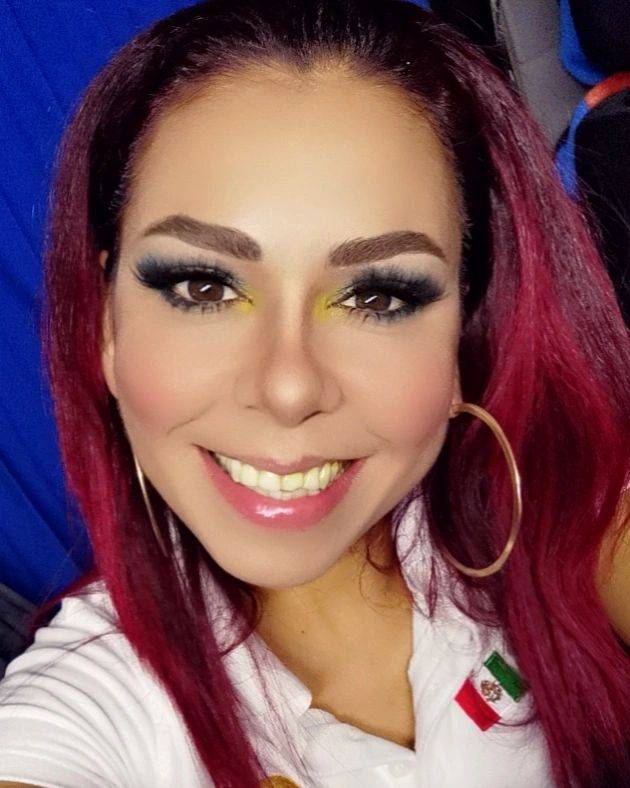 La cantante compatriota sufrió el último partido de México en el Mundial. (FOTO: @techyysuaroma)