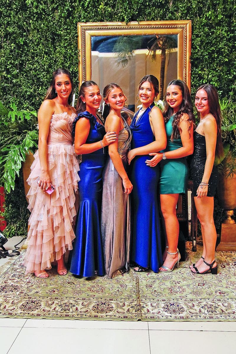 Ana López, Julieta Marcos Cattoni, Ana Paula Ovelar, Julieta Bobera, María José Vega y Fiore Rojas.