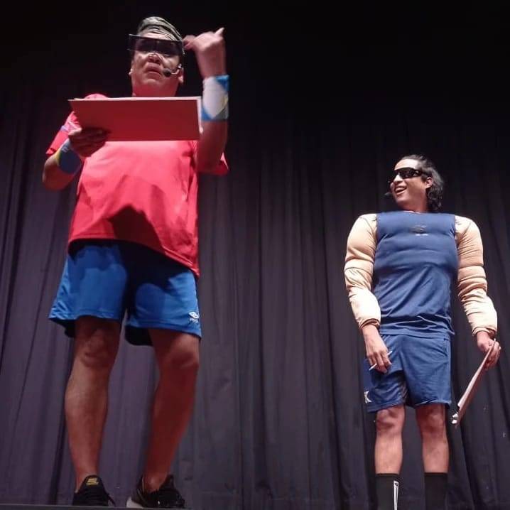 Gustavo Cabañas y Mani Delvalle, en escena. (FOTO: Gentileza)