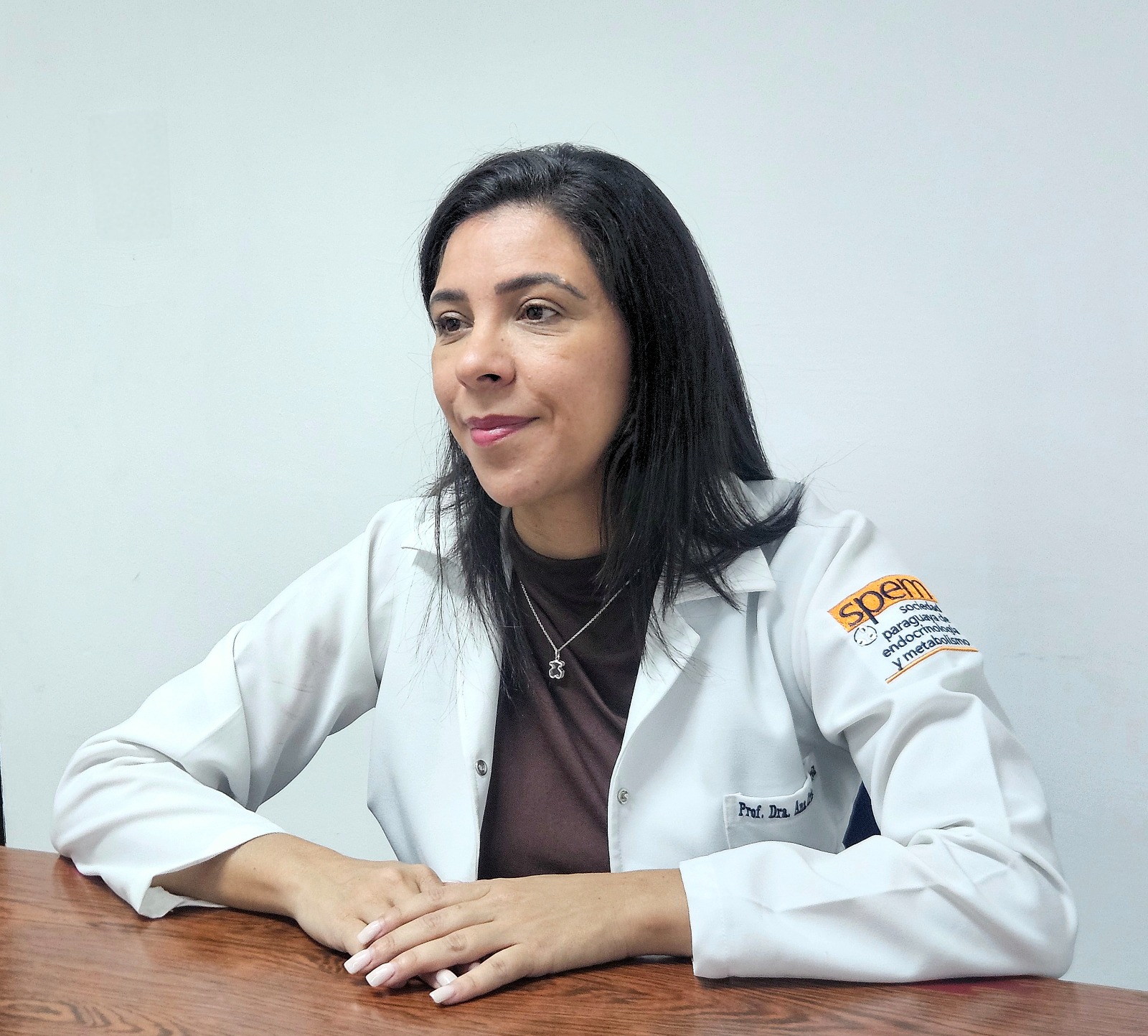Dra. Ana Iris Ramírez Benítez, jefa del Departamento de Endocrinología y Metabolismo de la Facultad de Ciencias Médicas de la UNA. Foto: gentileza