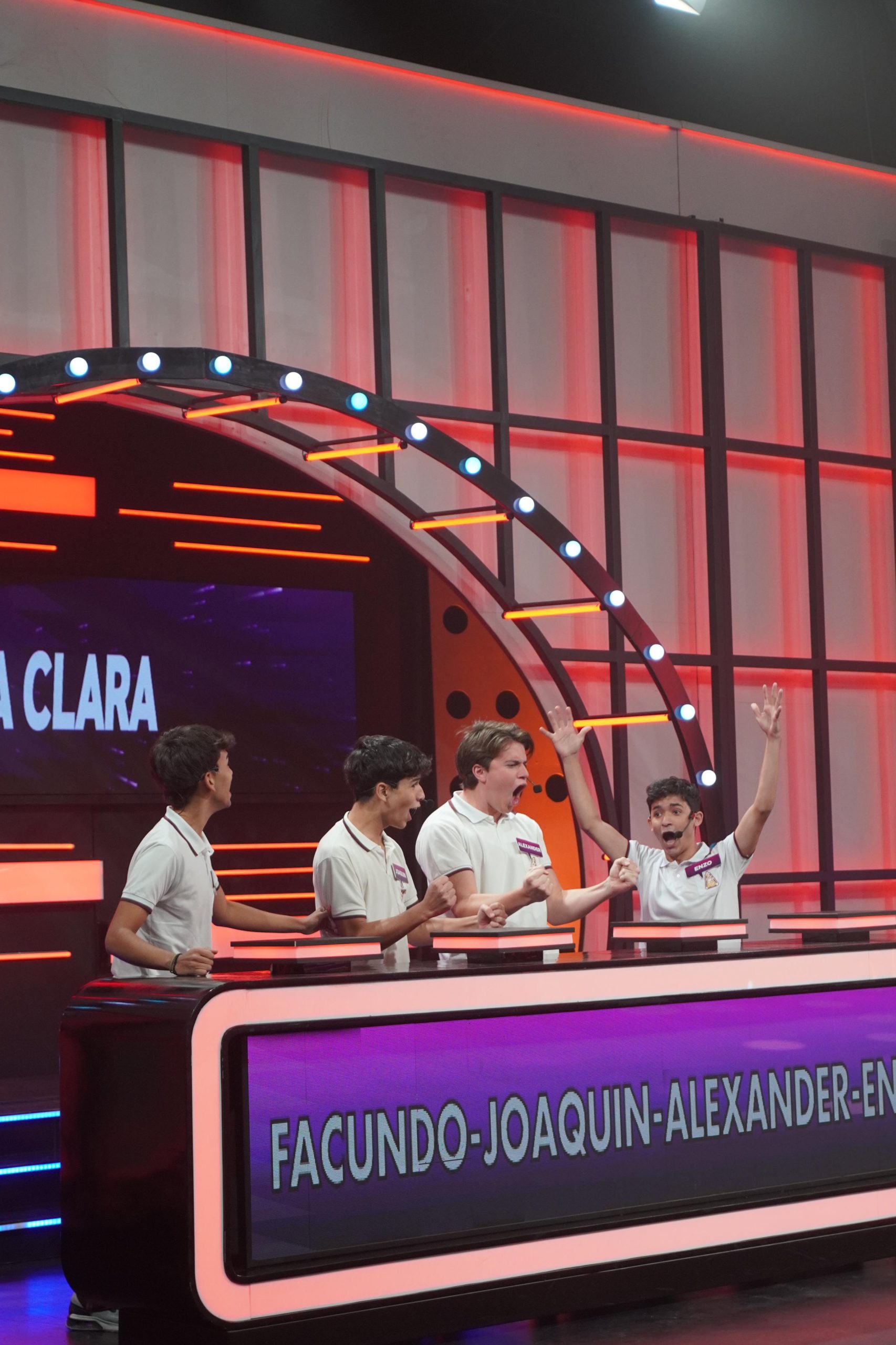 “Colegio Santa Clara”, integrado por Enzo, Alexander, Joaquín y Facundo. Foto: Trece