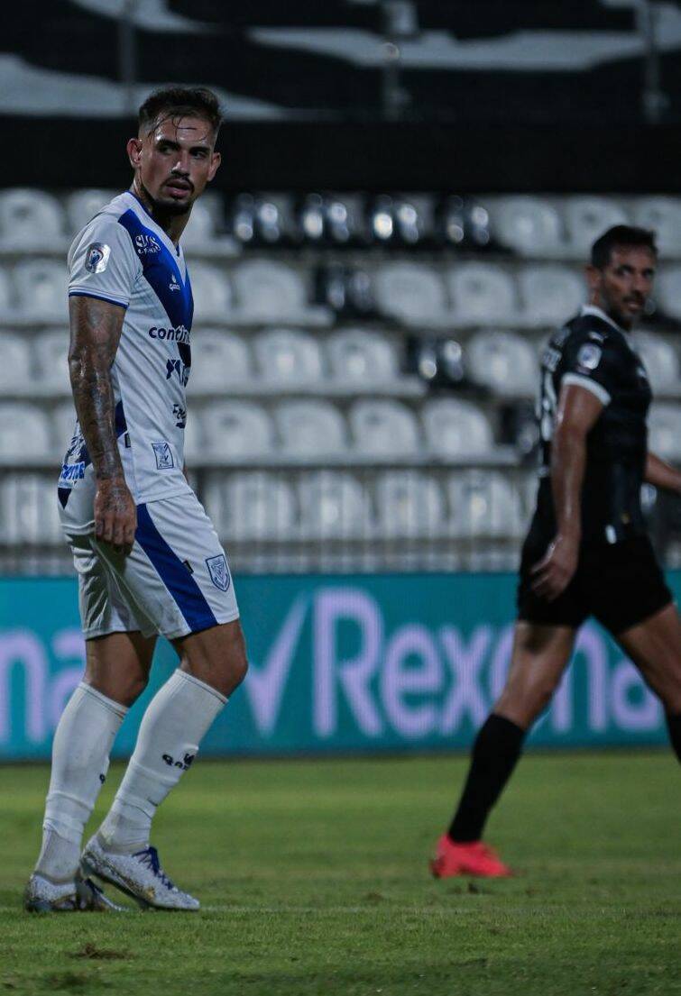 Aníbal Vega y en el fondo Roque Santa Cruz de Libertad. Foto (GENTILEZA)