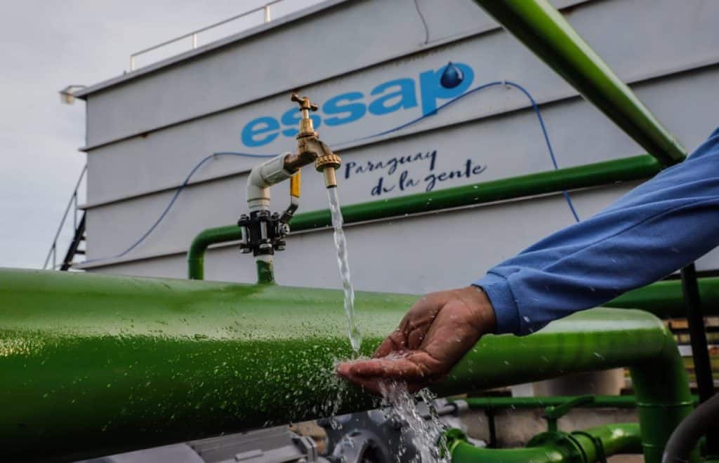 Existen numerosas denuncias de usuarios que reportan agua turbia en las cañerías de laEssap.