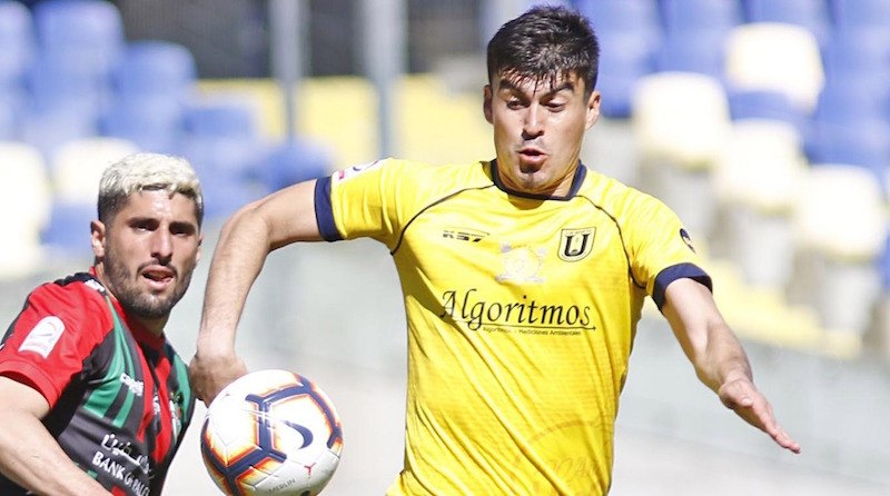 Mencia también defendió los colores de Universidad de Concepción.