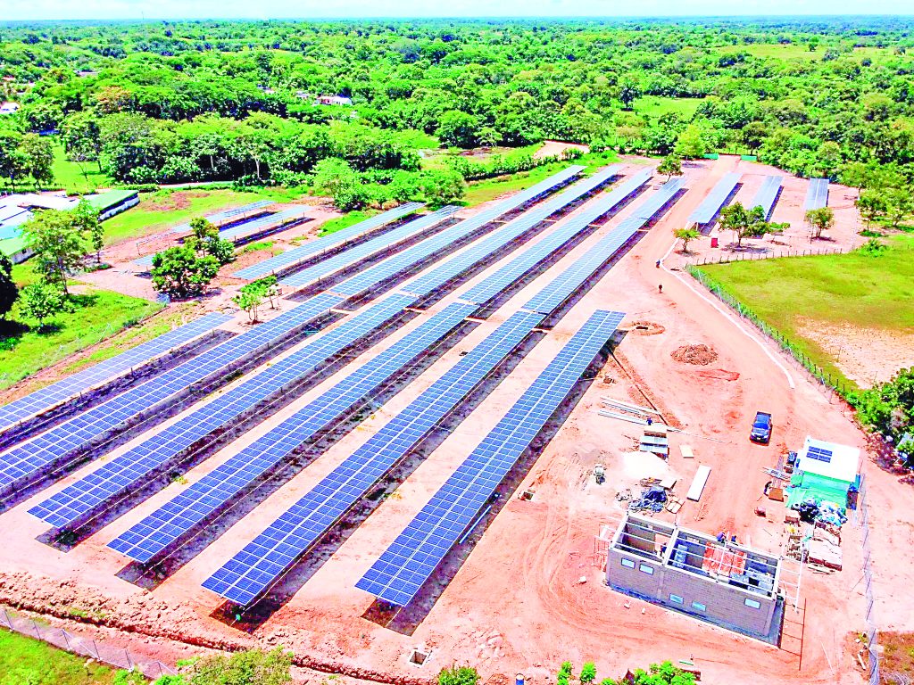 La energía solar no tiene límites, sostenibilidad y energía limpia, transformando cada rincón en una oportunidad.
