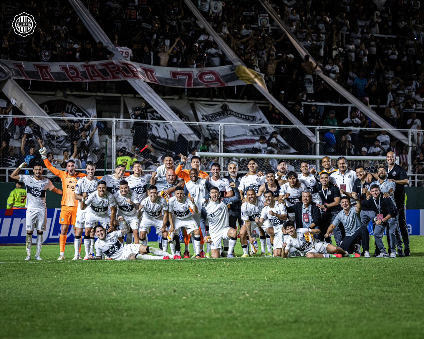 Sobre los 90, Olimpia logra un gran triunfo ante Barracas Central. Foto: Olimpia