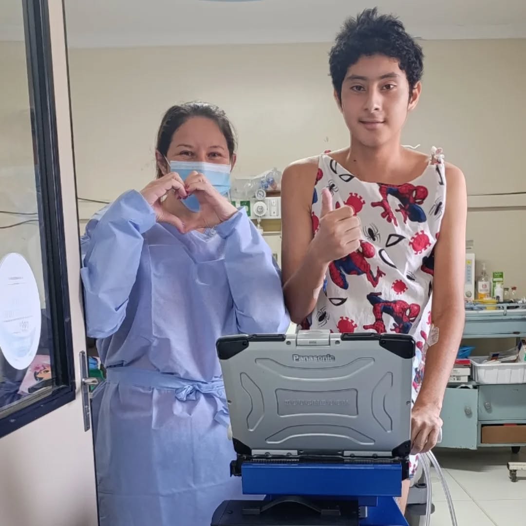 Luego de una angustiante espera, Esteban recibe un nuevo corazón. Foto: Gentileza