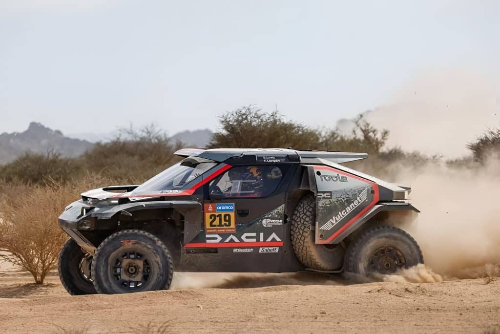 Sébastien Loeb tendrá nuevo copiloto para afrontar la carrera más dura del mundo, el Rally Dakar.