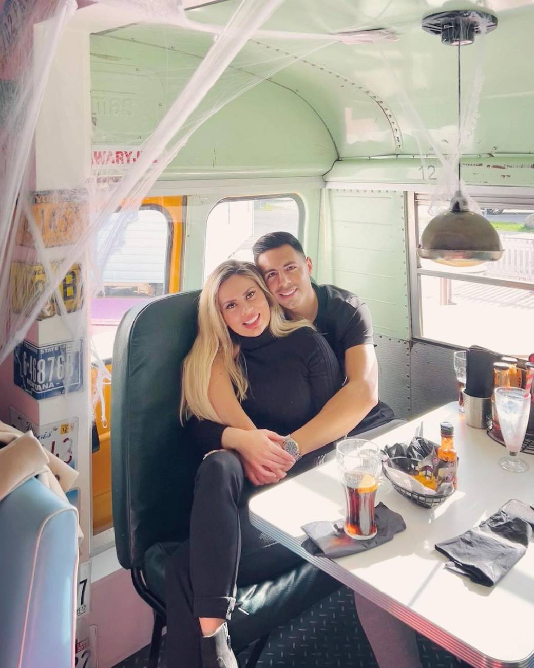 Oky el amor entre Blas Riveros y Dahiana Bresanovich. @dahianabresanovich