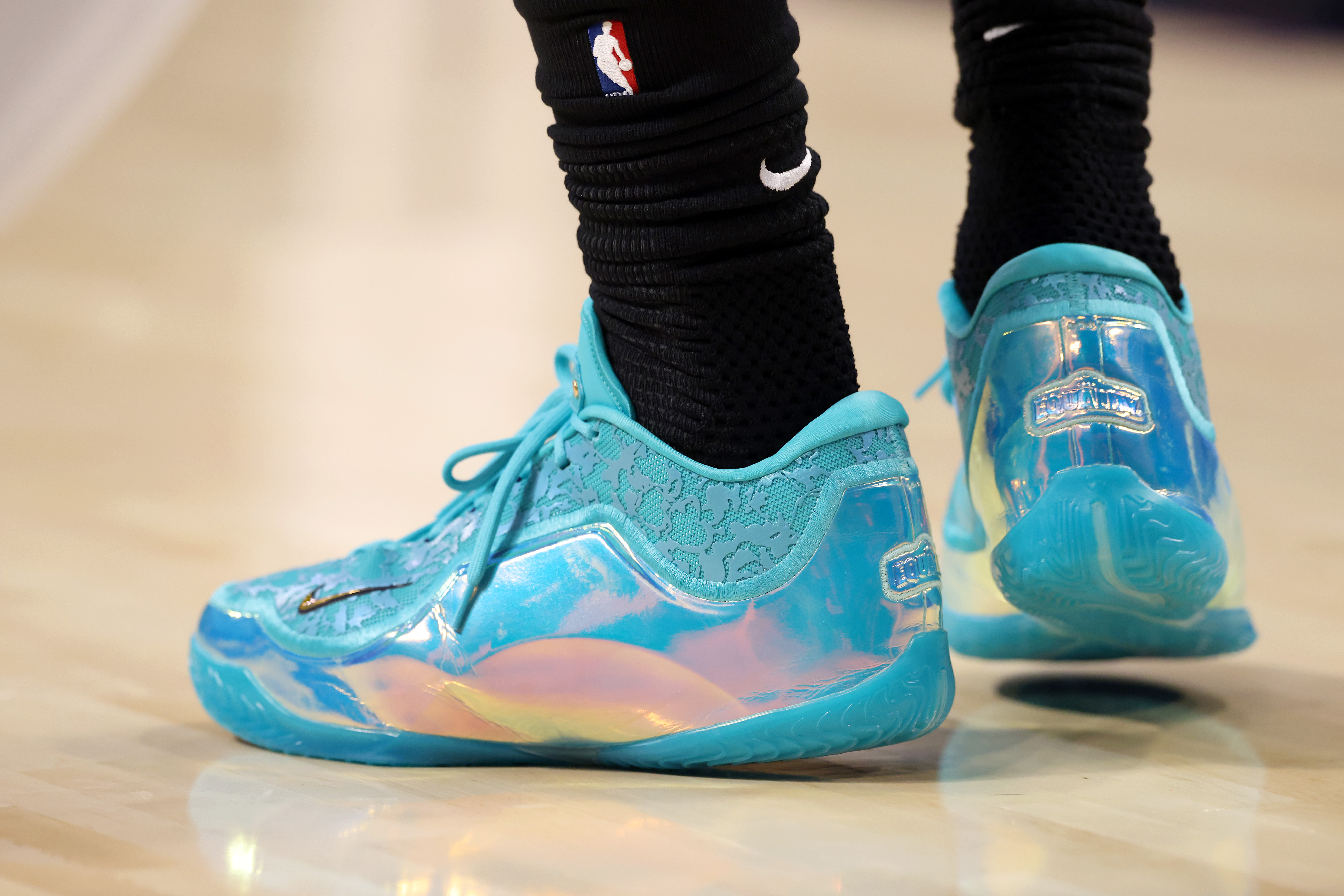 lebron james martin luther king shoes