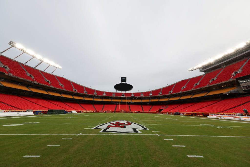 Chiefs relocation to Kansas underscores growing NFL stadium trends