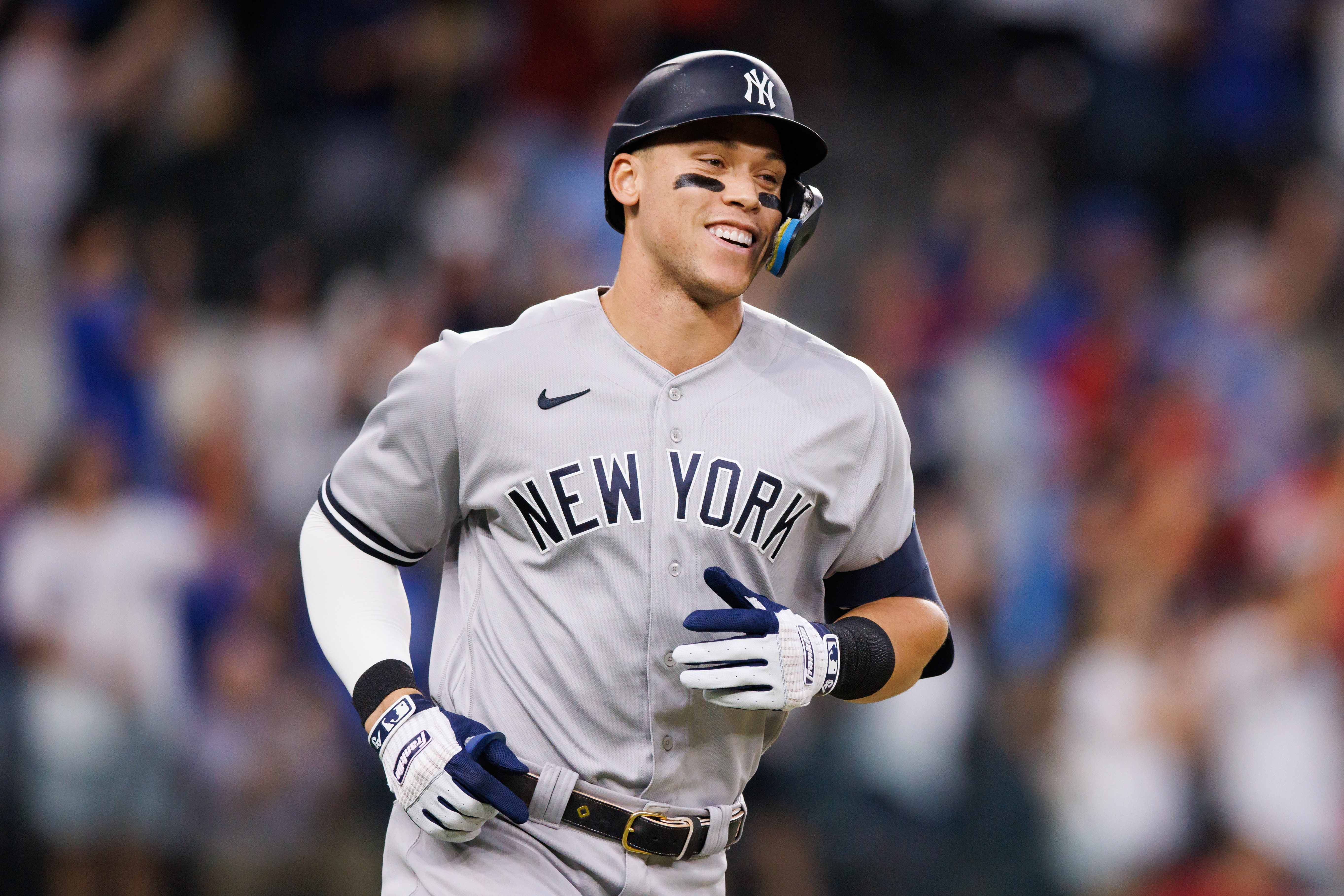 Star in stripes: Yankees break bank to keep Aaron Judge