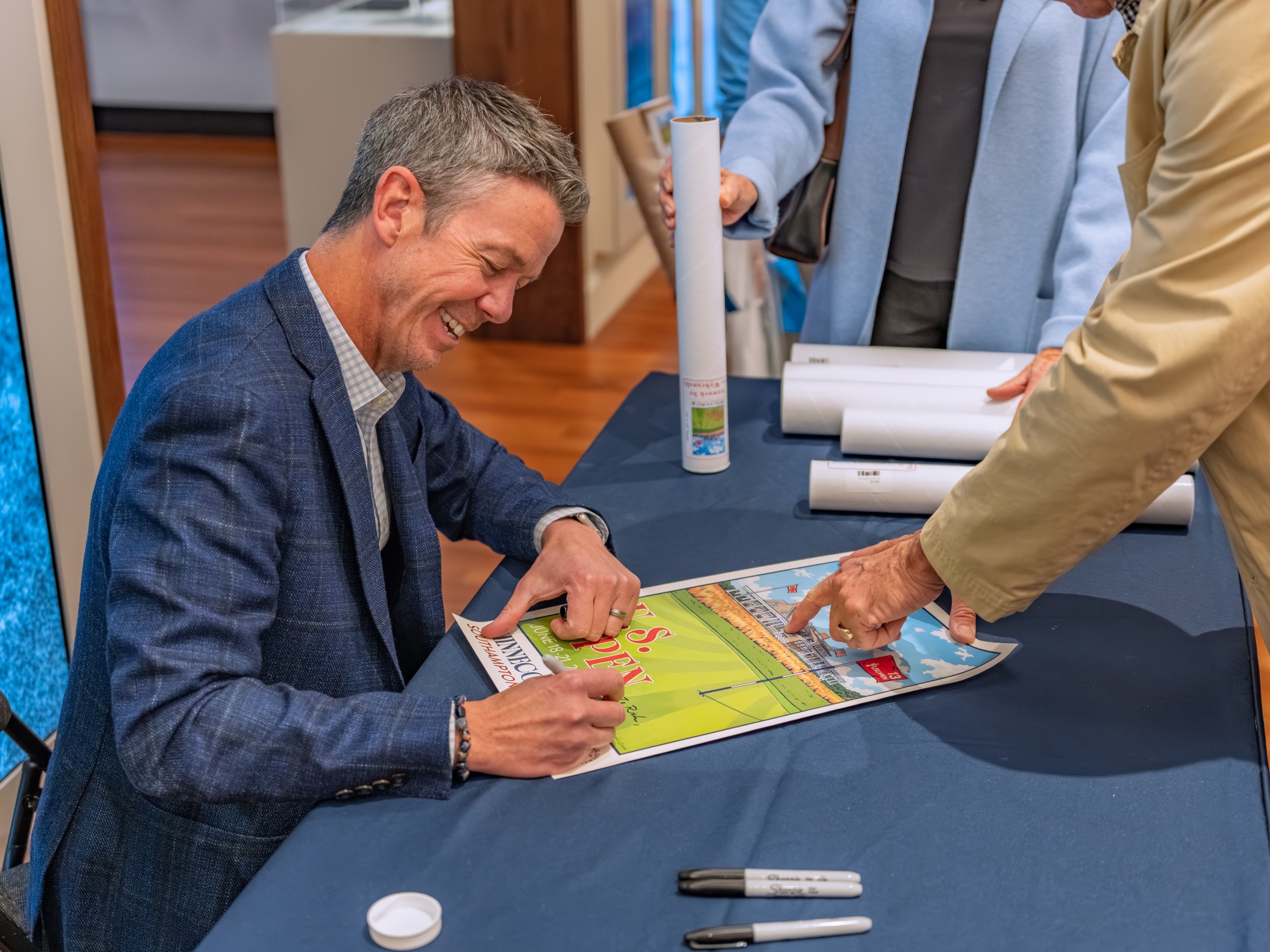 Artist Lee Wybranski cements a foothold in the golf industry