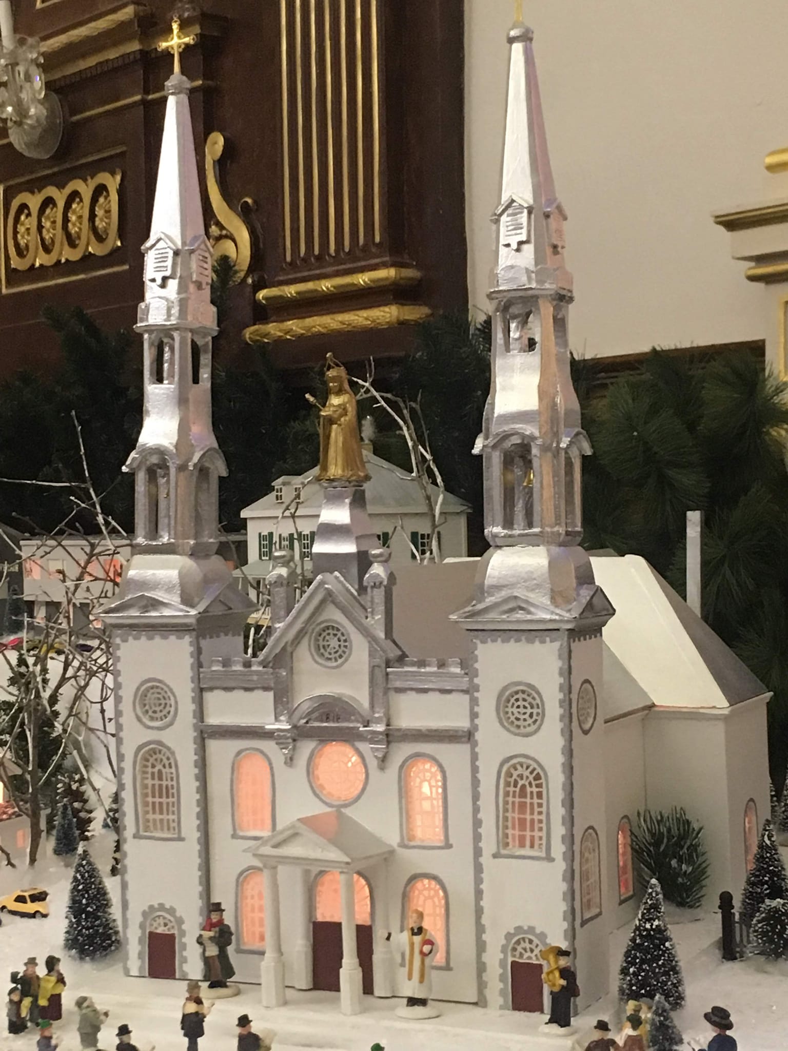 12 AU 23 DECEMBRE : Village de Noël miniature à Saint-Louis