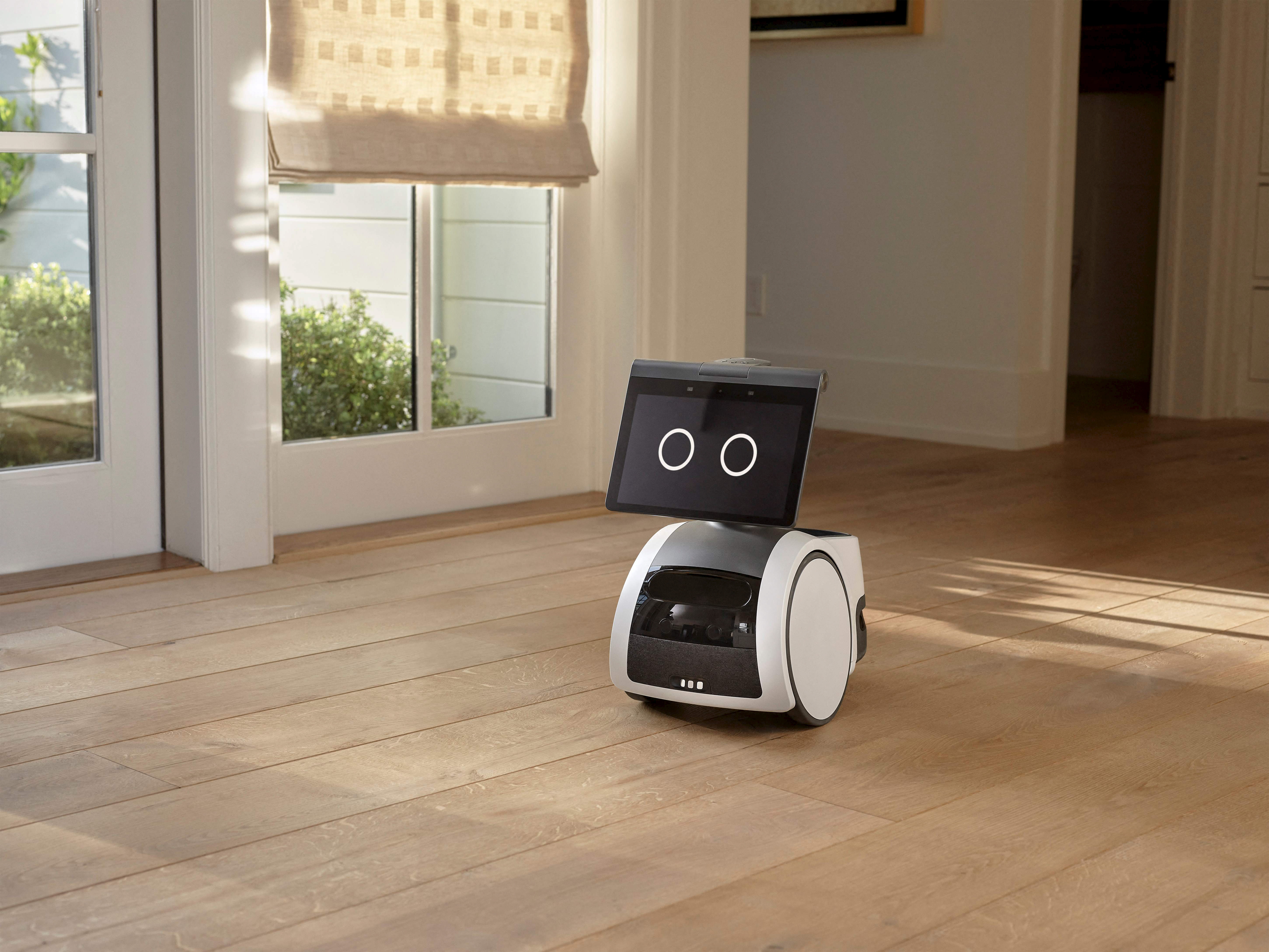 Banc d'essai : un robot laveur de plancher et des caméras intelligentes