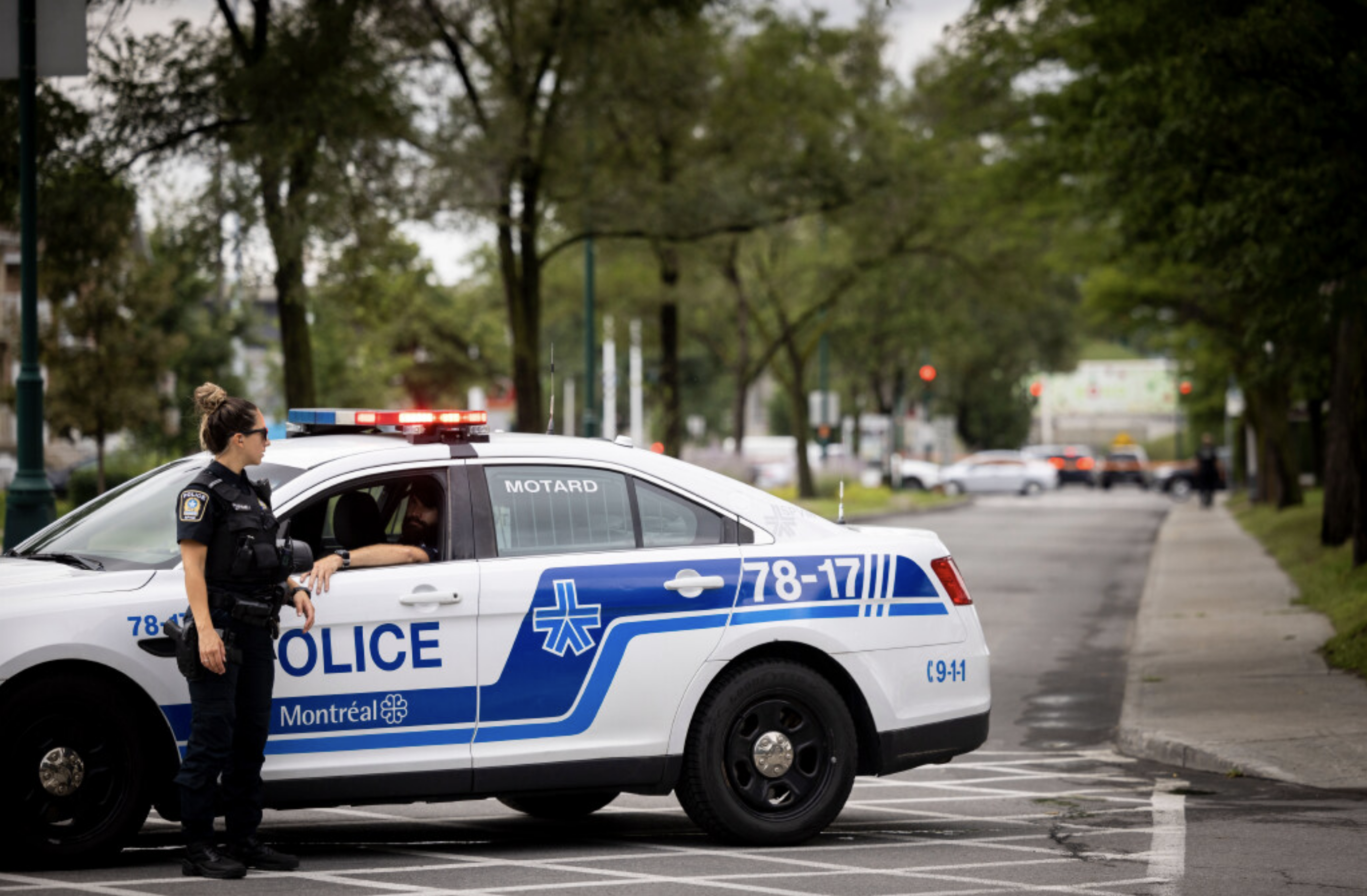 Des Montréalais n'en peuvent plus de se faire défoncer leur voiture