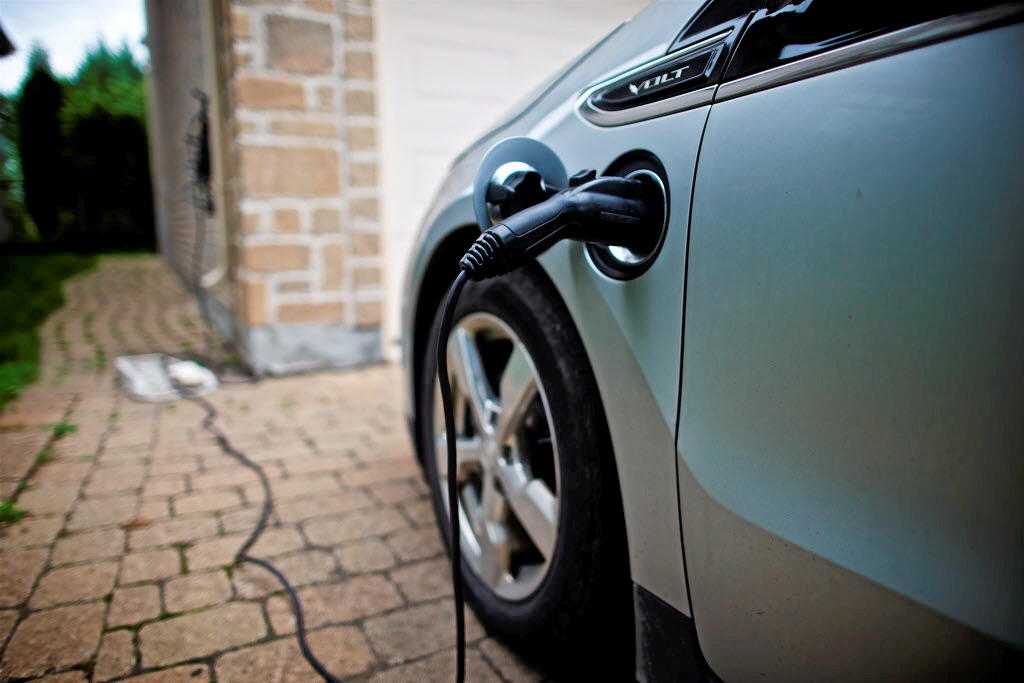 Le recyclage des batteries des voitures électriques connaît des avancées importantes.