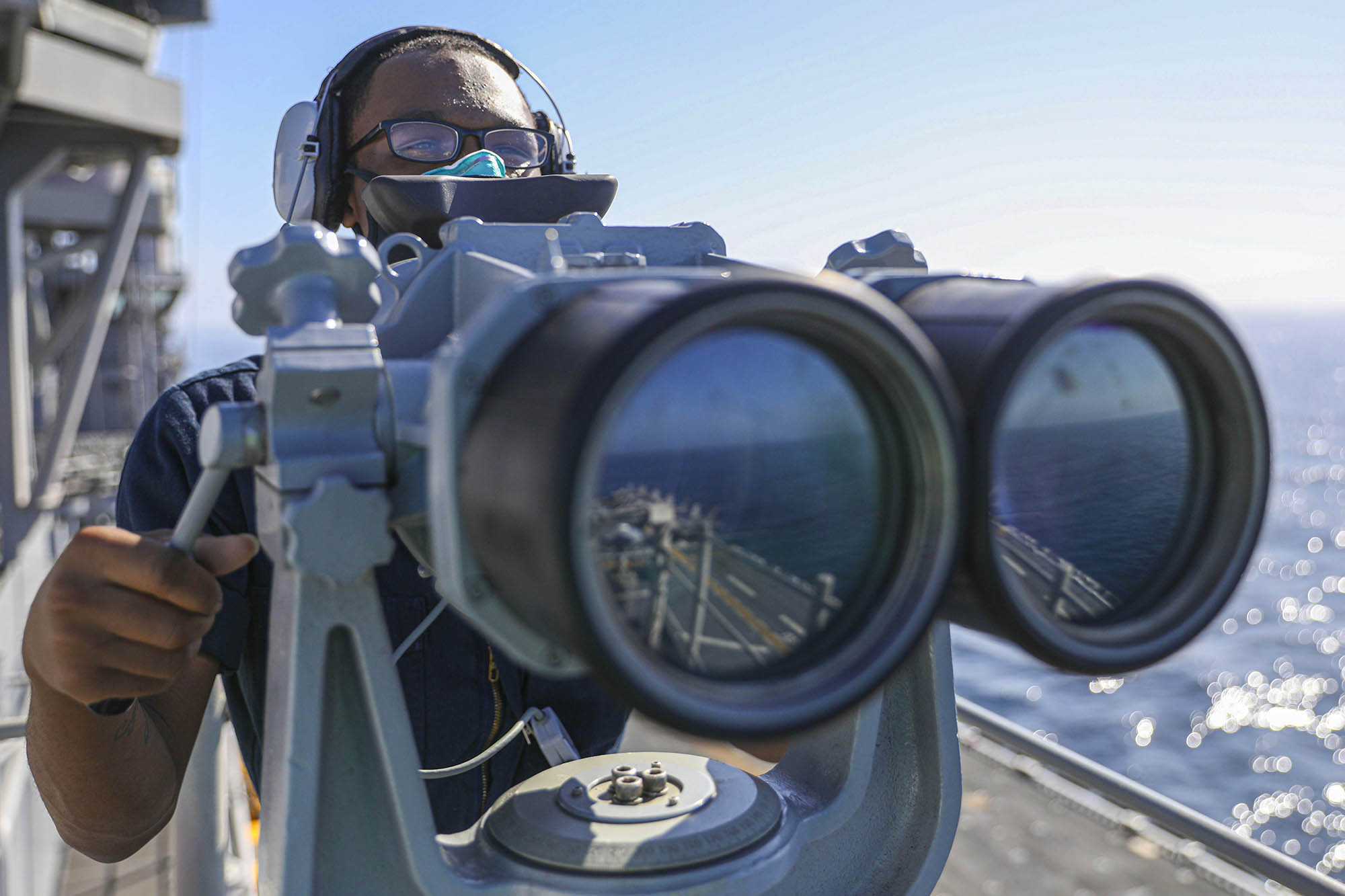 Seaman Armon Price stands a navigation watch Oct. 14, 2020, aboard the amphibious assault ship USS Makin Island (LHD 8) in the Pacific Ocean. (MC1 Harry Andrew D. Gordon/Navy)