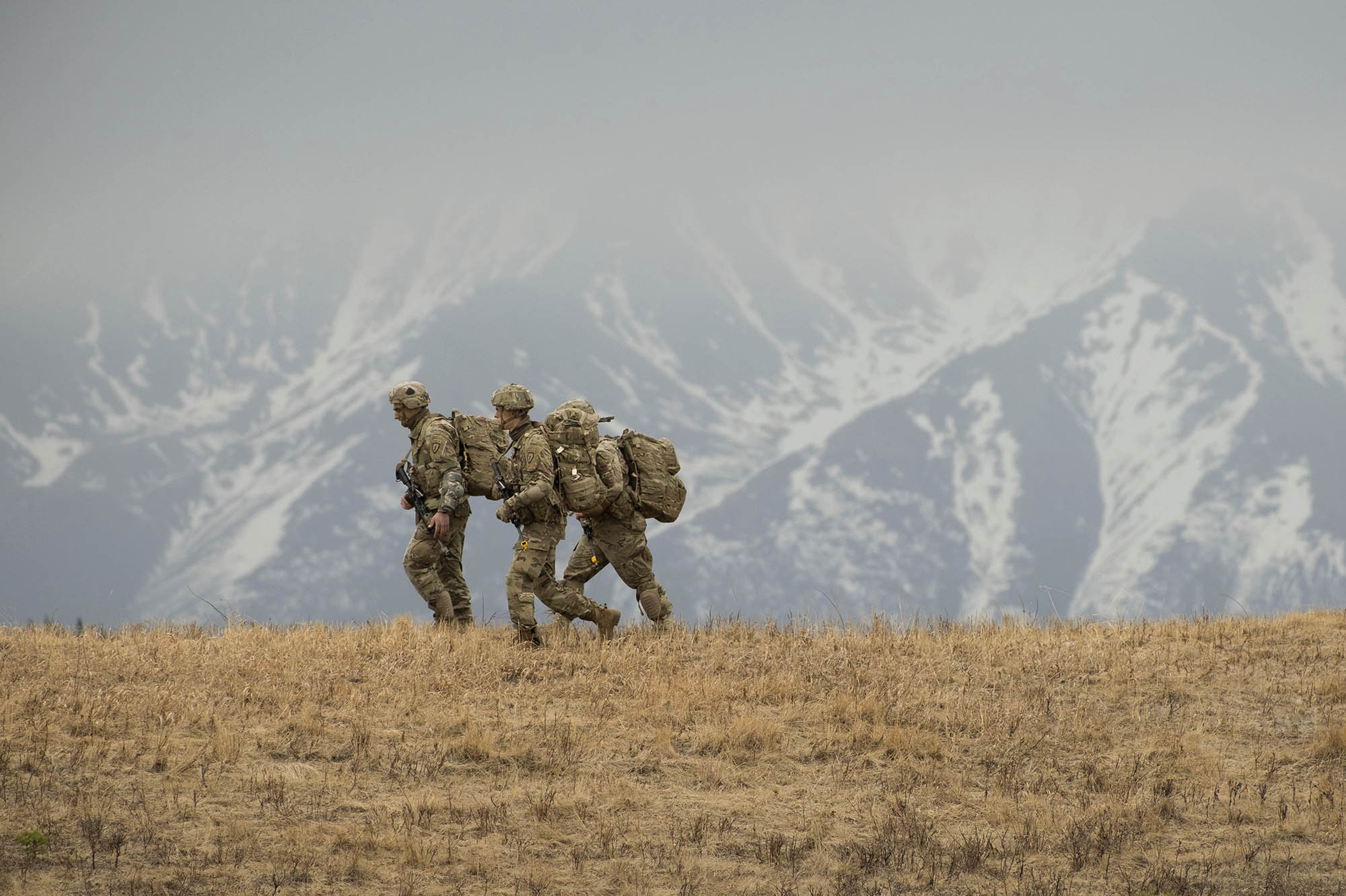 The 4th Brigade Combat Team (Airborne), 25th Infantry Division, U.S. Army Alaska, conduct a Joint Forcible Entry Operation into Allen Army Airfield during exercise Northern Edge 21. (Benjamin Wilson/Army)