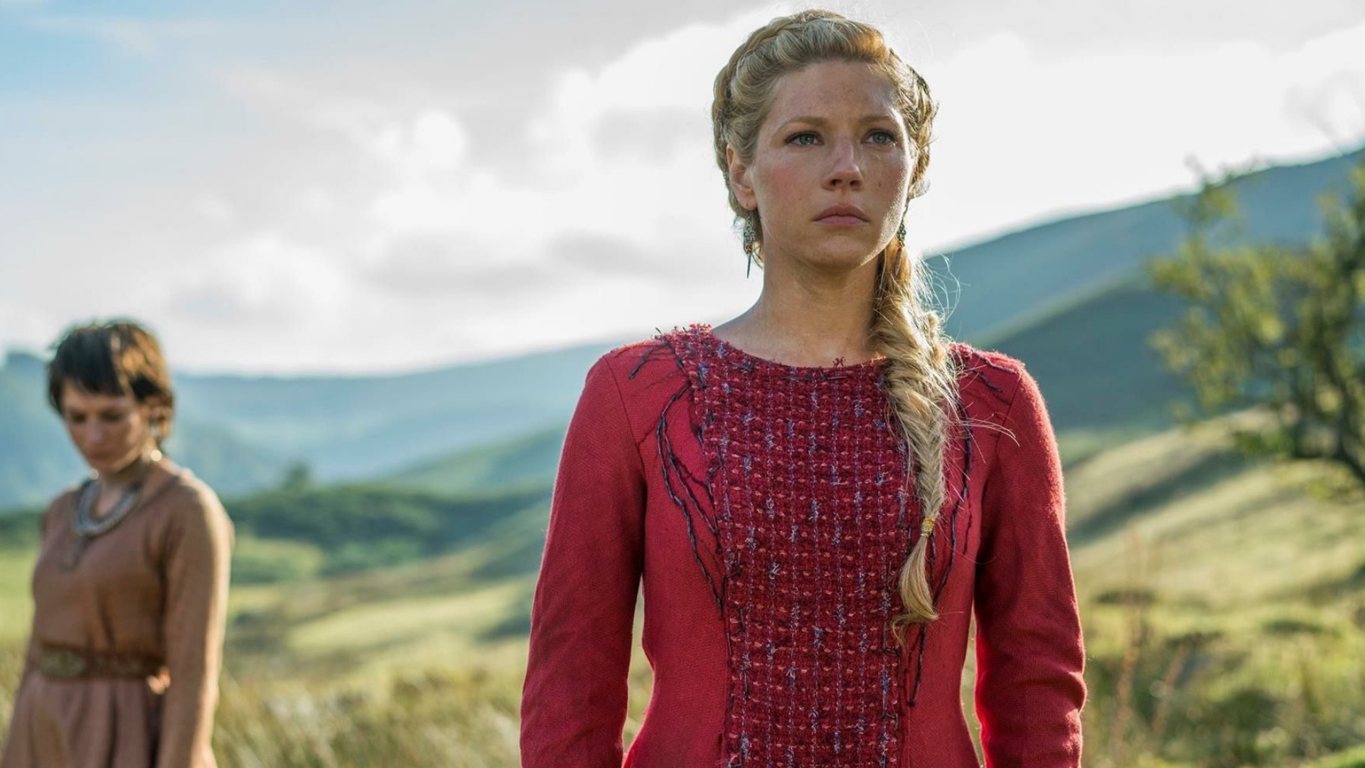 Katheryn Winnick Brasil Eu aprendi muito com Lagertha () Parece que  você está se despedindo de uma grande parte de si e da vida, o adeus de  Katheryn Winnick à série mais