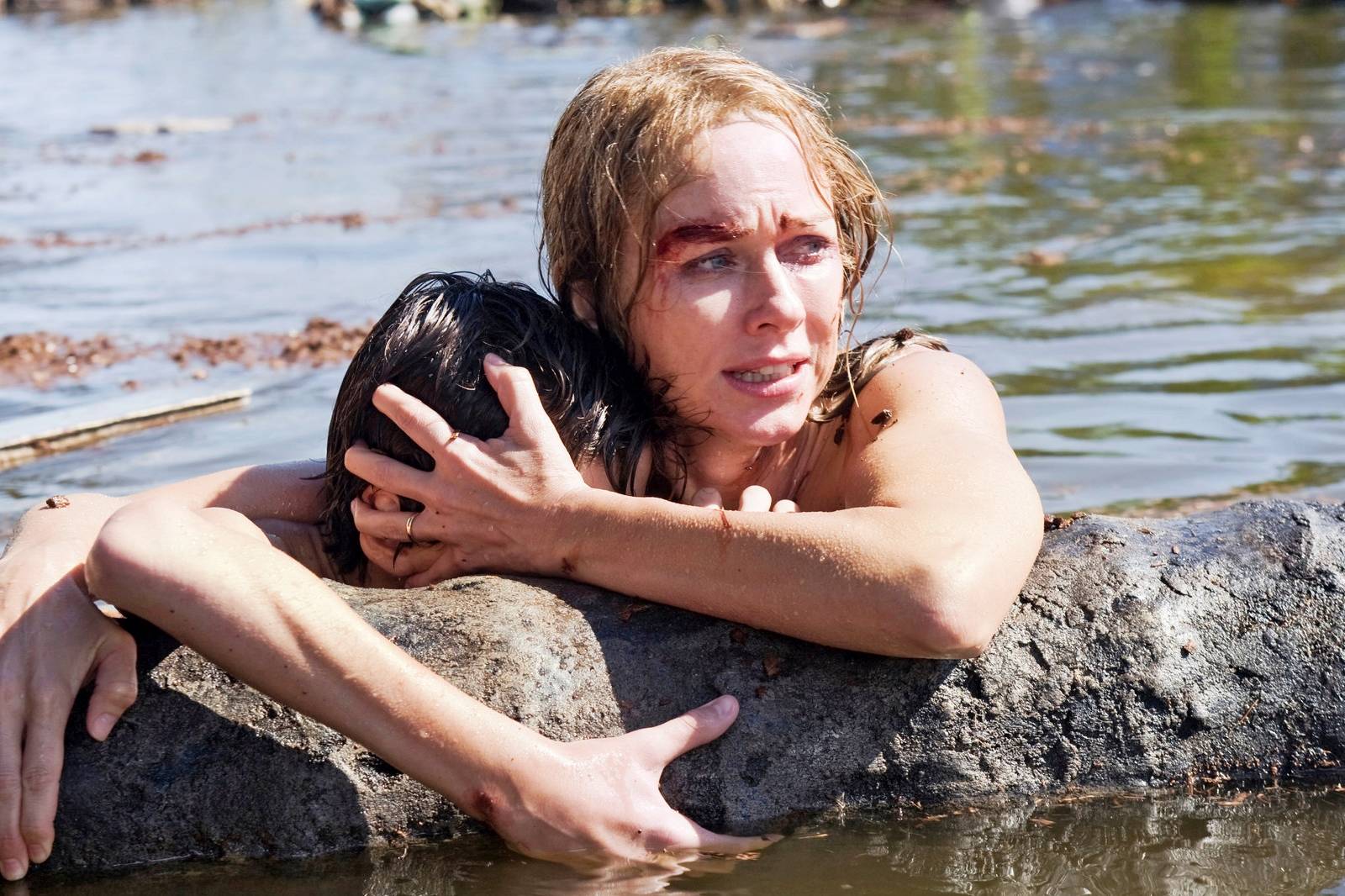 Estrecho de Bering Almeja Enemistarse 13 Cosas que no sabes de la conmovedora película 'Lo Imposible' – Nueva  Mujer