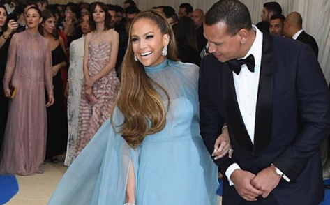 JLo se lo goza todo en la Gala del Met – Metro Puerto Rico