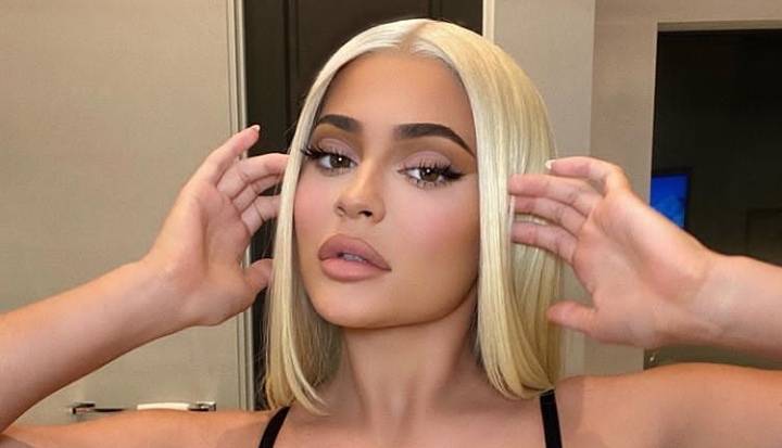 Unas pantuflas de más de 38 mil pesos? Solo Kylie Jenner las