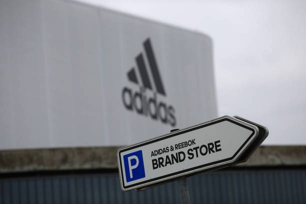 adidas compra reebok