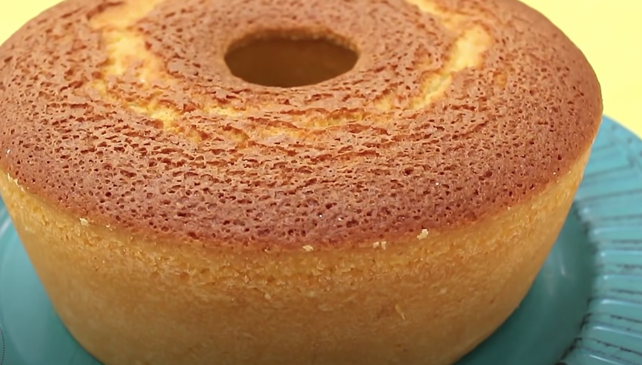 BOLO DE FUBÁ SUPER FOFINHO E ECONÔMICO-MAIS FÁCIL E RÁPIDO QUE EXISTE-SABOR  INCRÍVEL-Isamara Amâncio 