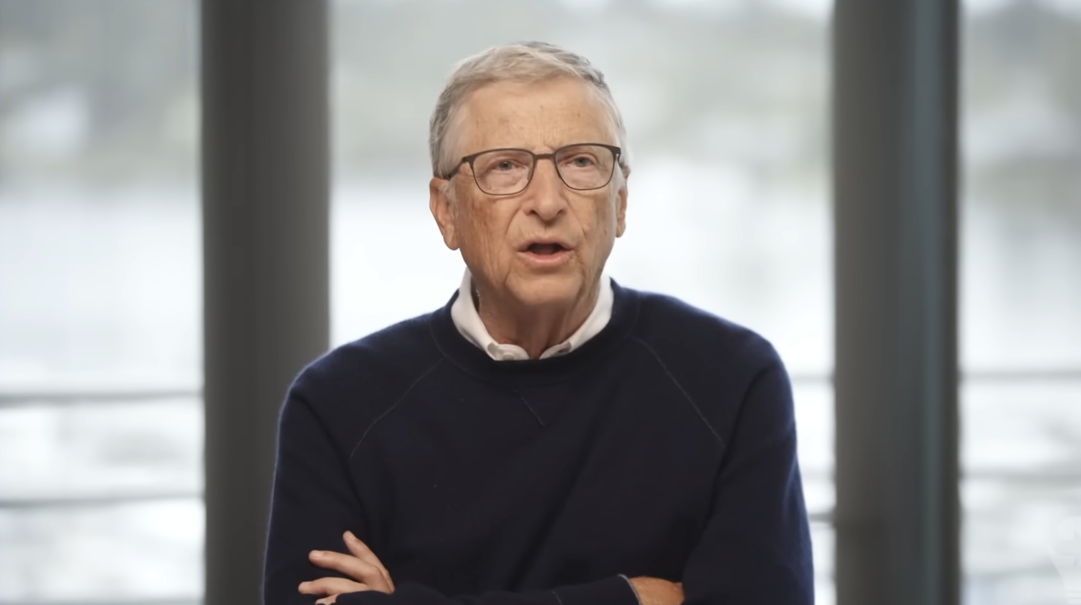 “son como loros repitiendo información”: la crítica de bill gates a los modelos de inteligencia artificial