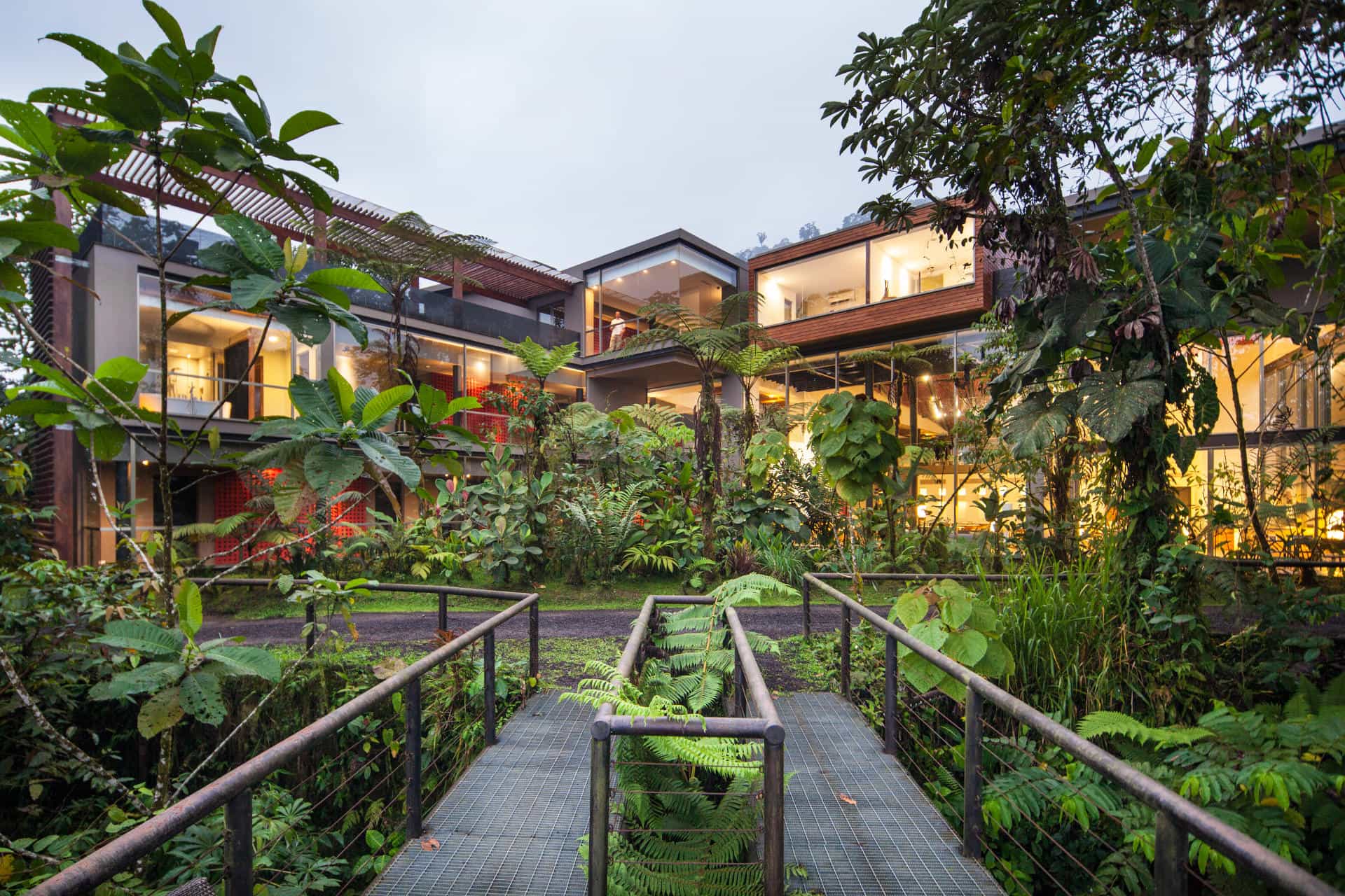 Mashpi Lodge, el ícono de turismo sostenible del Ecuador, está de  aniversario – Metro Ecuador
