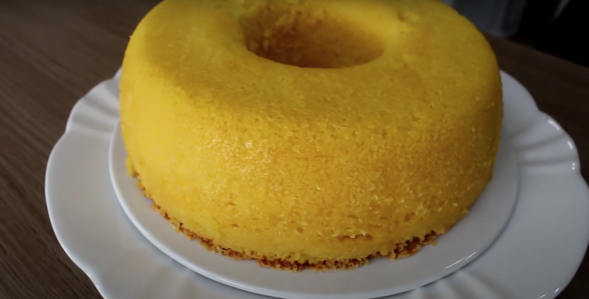 Receita de bolo de milho de latinha cremoso no liquidificador para fazer em  casa facilmente; fica uma delícia – Metro World News Brasil