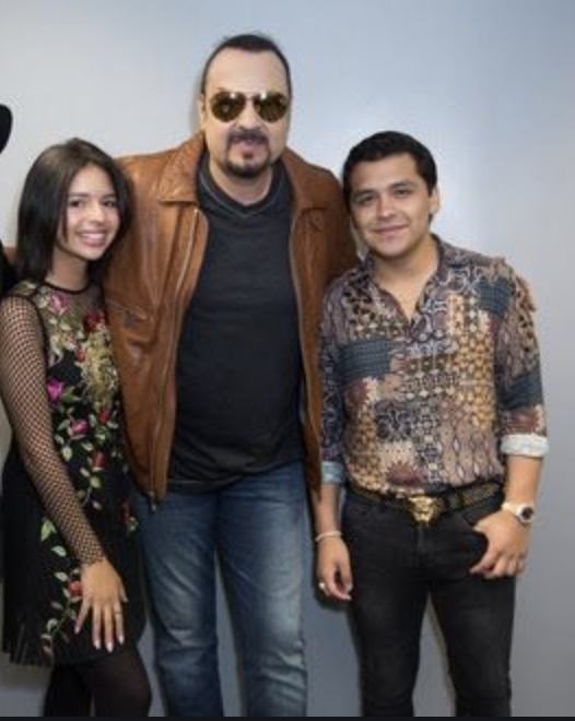 Usuarios de burlan de Belinda ante el nuevo dueto de Christian Nodal y  Ángela Aguilar – Metro World News