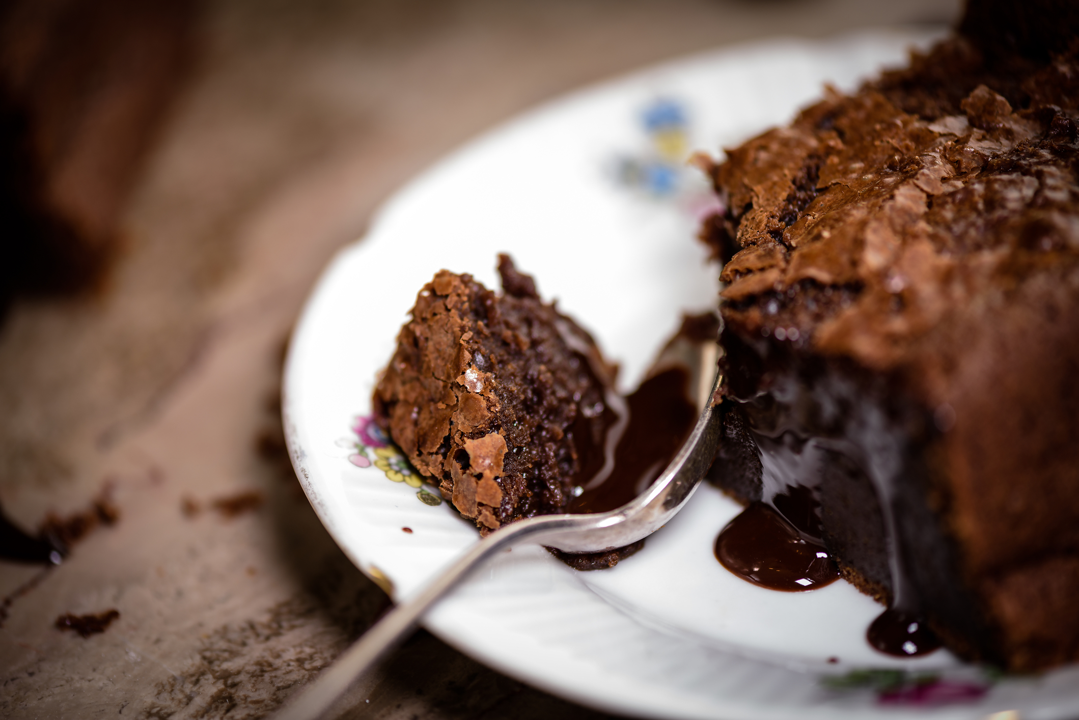 Receta para preparar un pastel selva negra con Duncan Hines